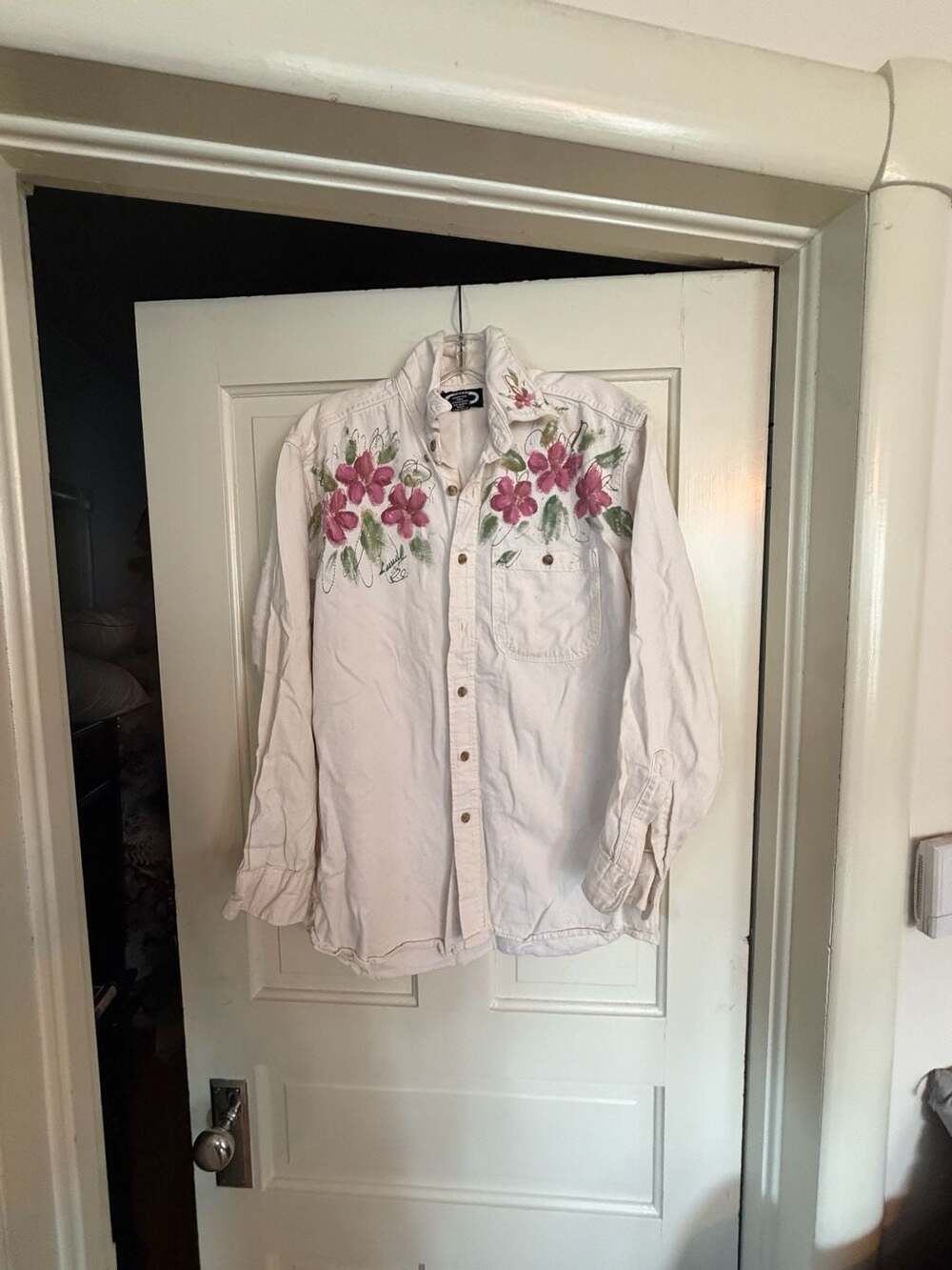 Three Rivers Vintage White Button-Down Shirt with Floral Hand-Painted Detail